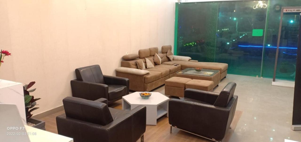 Shree R.C.Vatika Hotel Motihari ภายนอก รูปภาพ